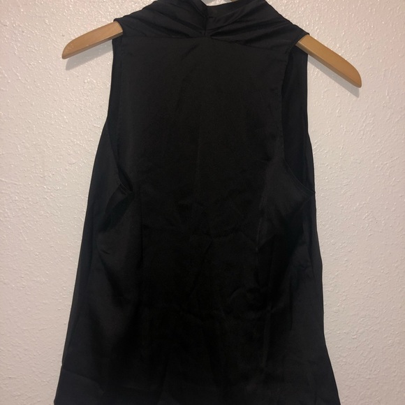 Badgley Mischka Scout Top - Picture 3 of 4